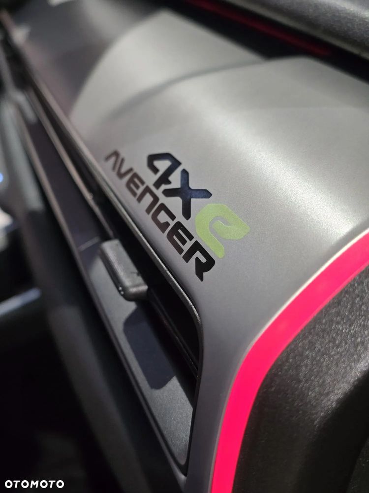 Jeep Avenger 1.2 T3 mHEV Overland 4xe eDCT6 - 21