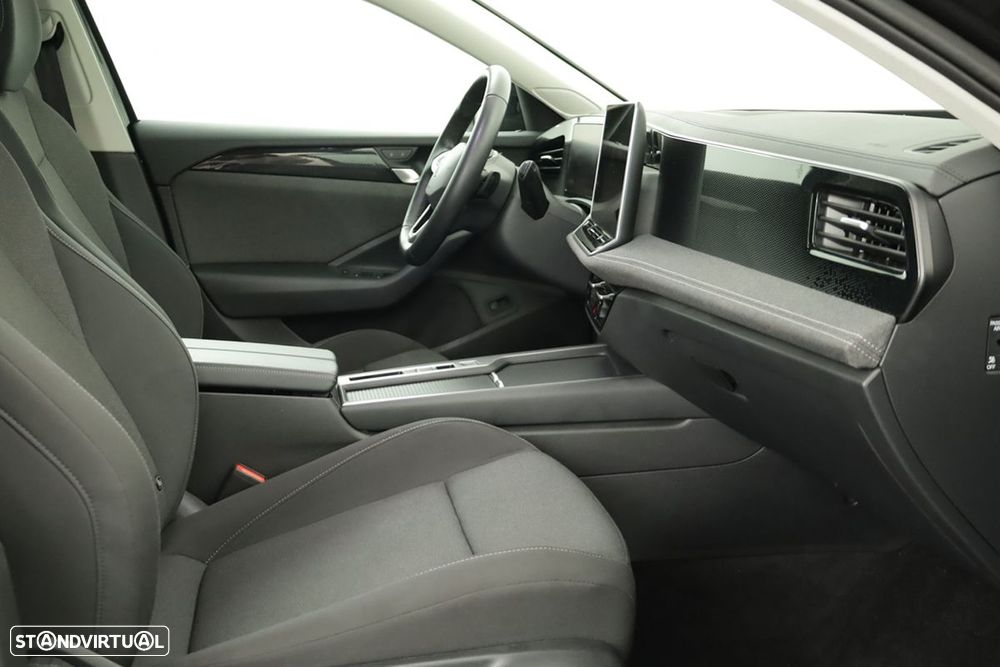 VW Passat Variant 1.5 TSI eHybrid DSG - 21