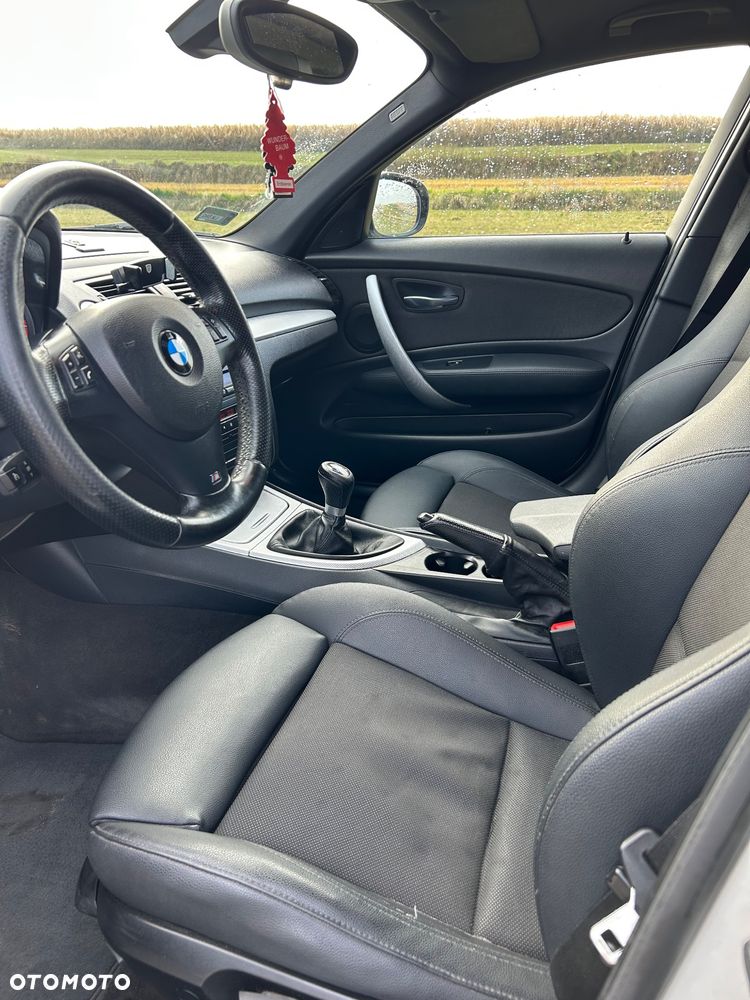 BMW Seria 1 118d - 4