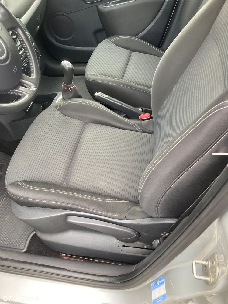 Renault Clio 1.5 dCi Alize - 6