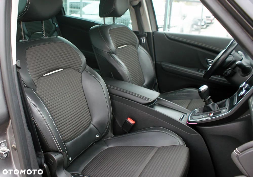 Renault Scenic 1.6 dCi Energy Limited EU6 - 9