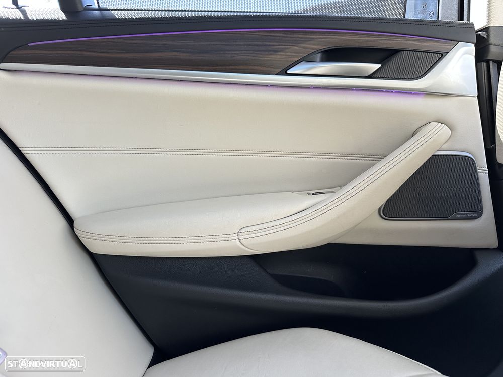 BMW 530 e xDrive Aut. Luxury Line - 30