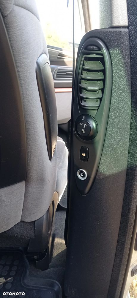 Citroën C8 2.2 Exclusive - 10