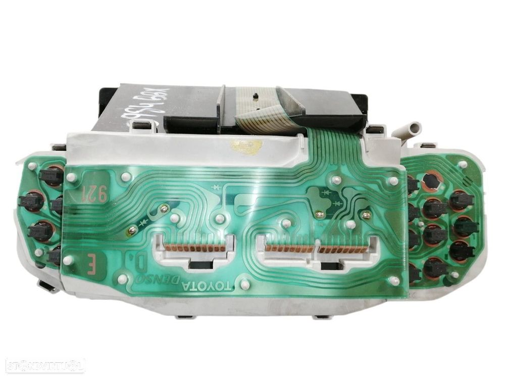 QUADRANTE TOYOTA YARIS 2000 - 3