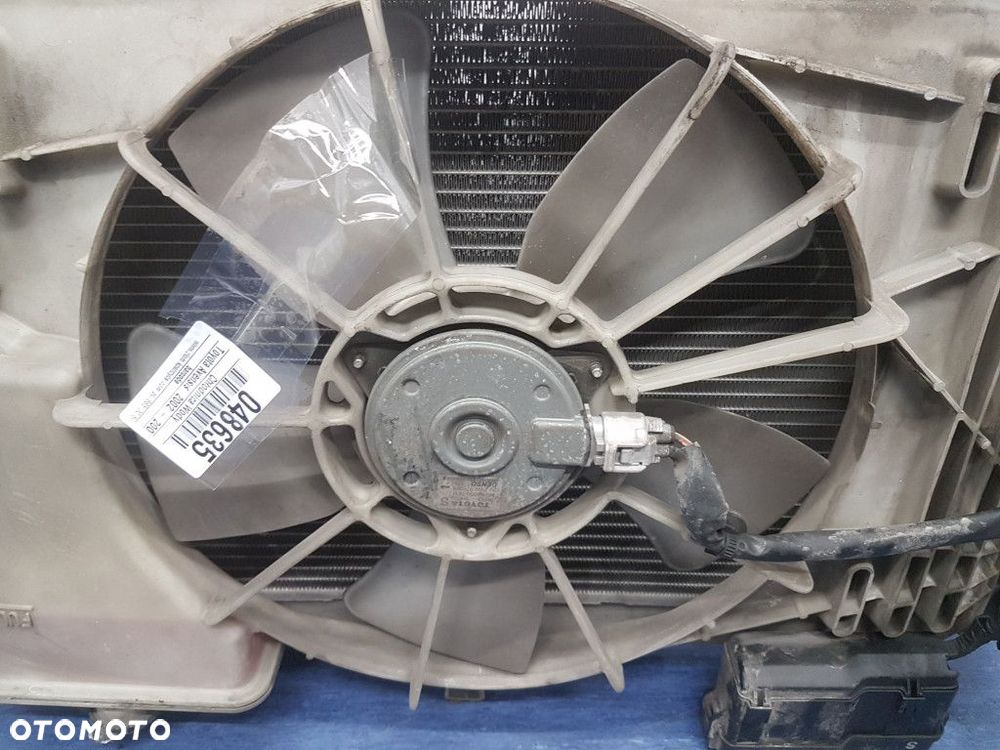 TOYOTA AVENSIS T25 1.6B CHŁODNICA WODY - 3