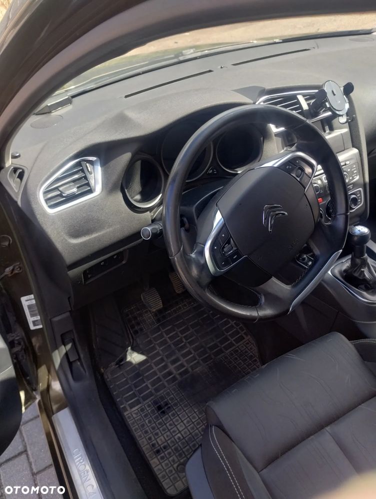 Citroën C4 1.6 VTi Exclusive - 11