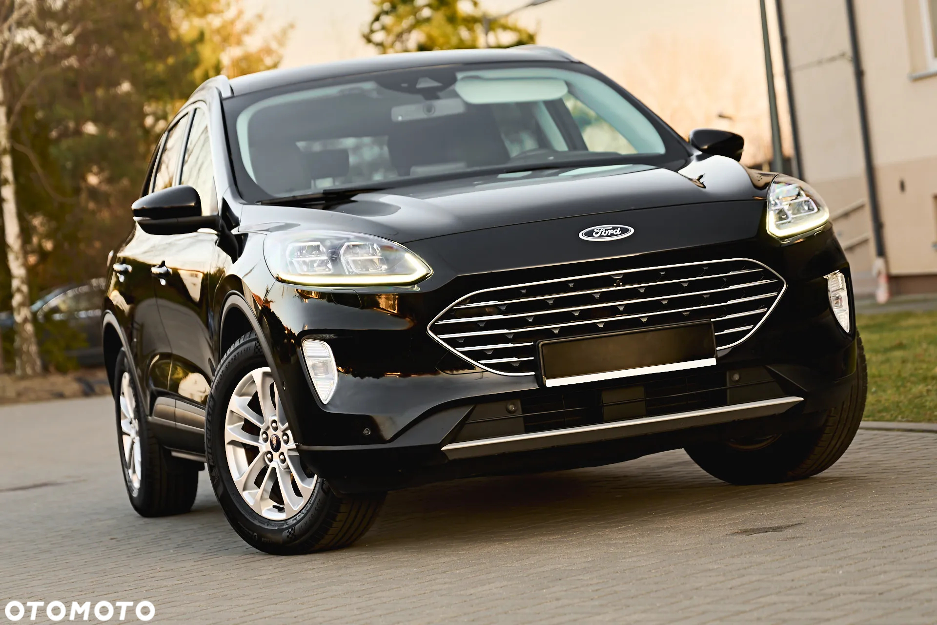 Ford Kuga 2.0 EcoBlue AWD Titanium - 4