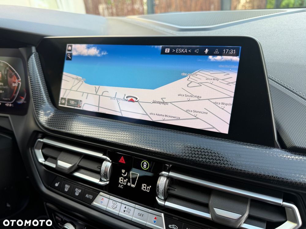 BMW Seria 1 118i M Sport Shadow - 32