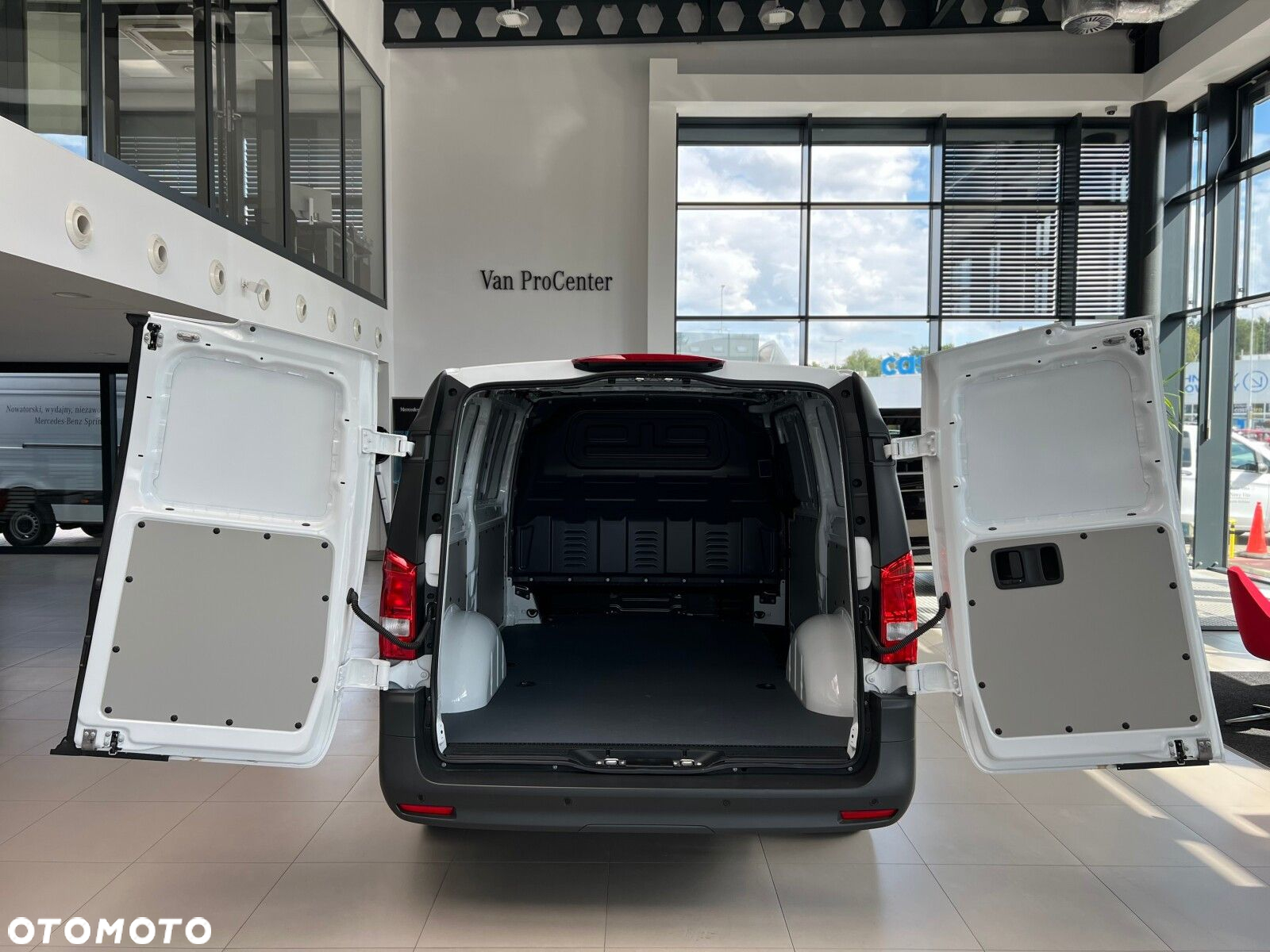 Mercedes-Benz Vito - 9