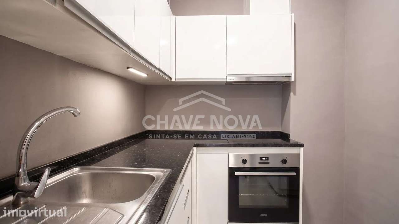 T1 Renovado c/ Varanda em Paranhos - Grande imagem: 4/10