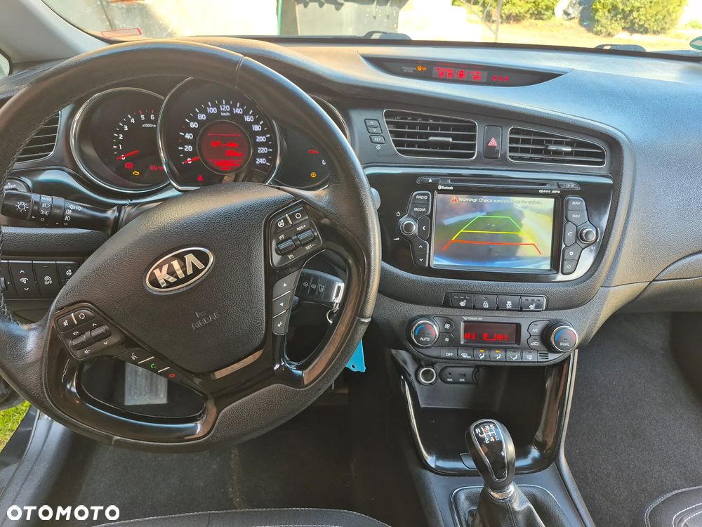 Kia Ceed 1.6 CRDi 128 Platinum Edition - 5
