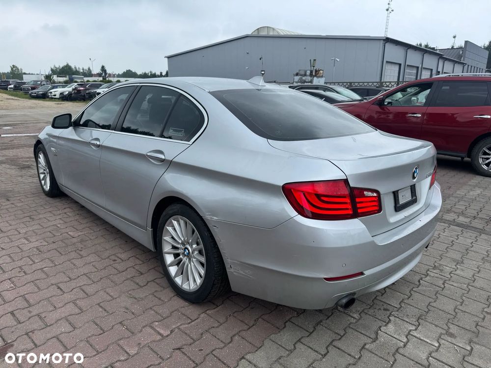 BMW Seria 5 535i - 6