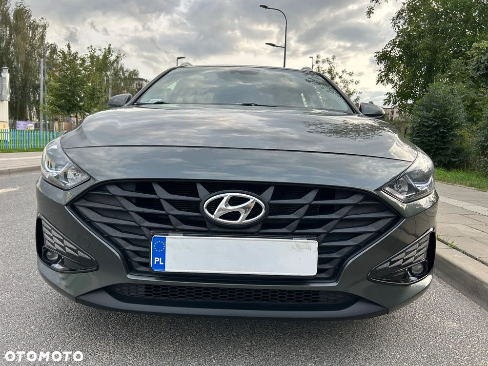 Hyundai i30 1.5 DPI Classic + - 7