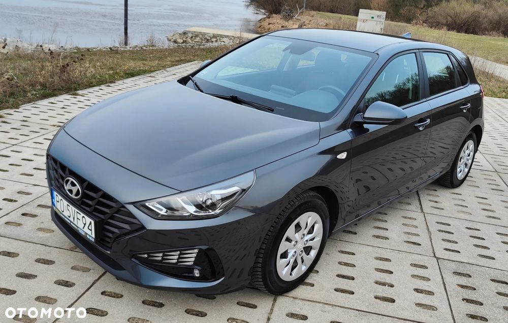 Hyundai i30 1.5 DPI Classic + - 3