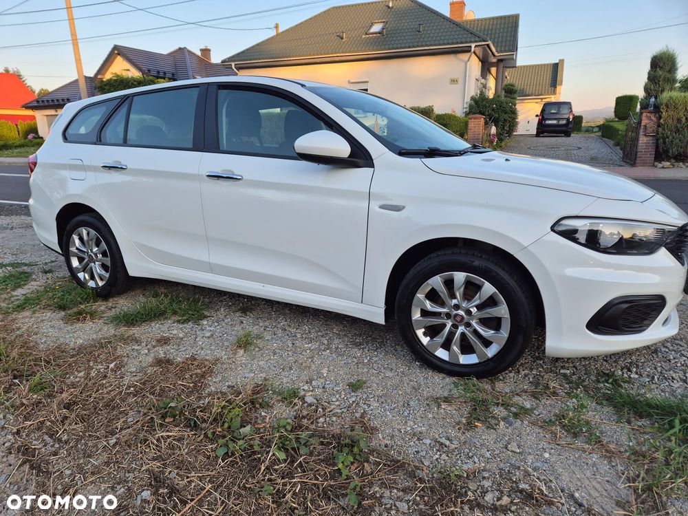 Fiat Tipo 1.4 16v Easy EU6d - 6