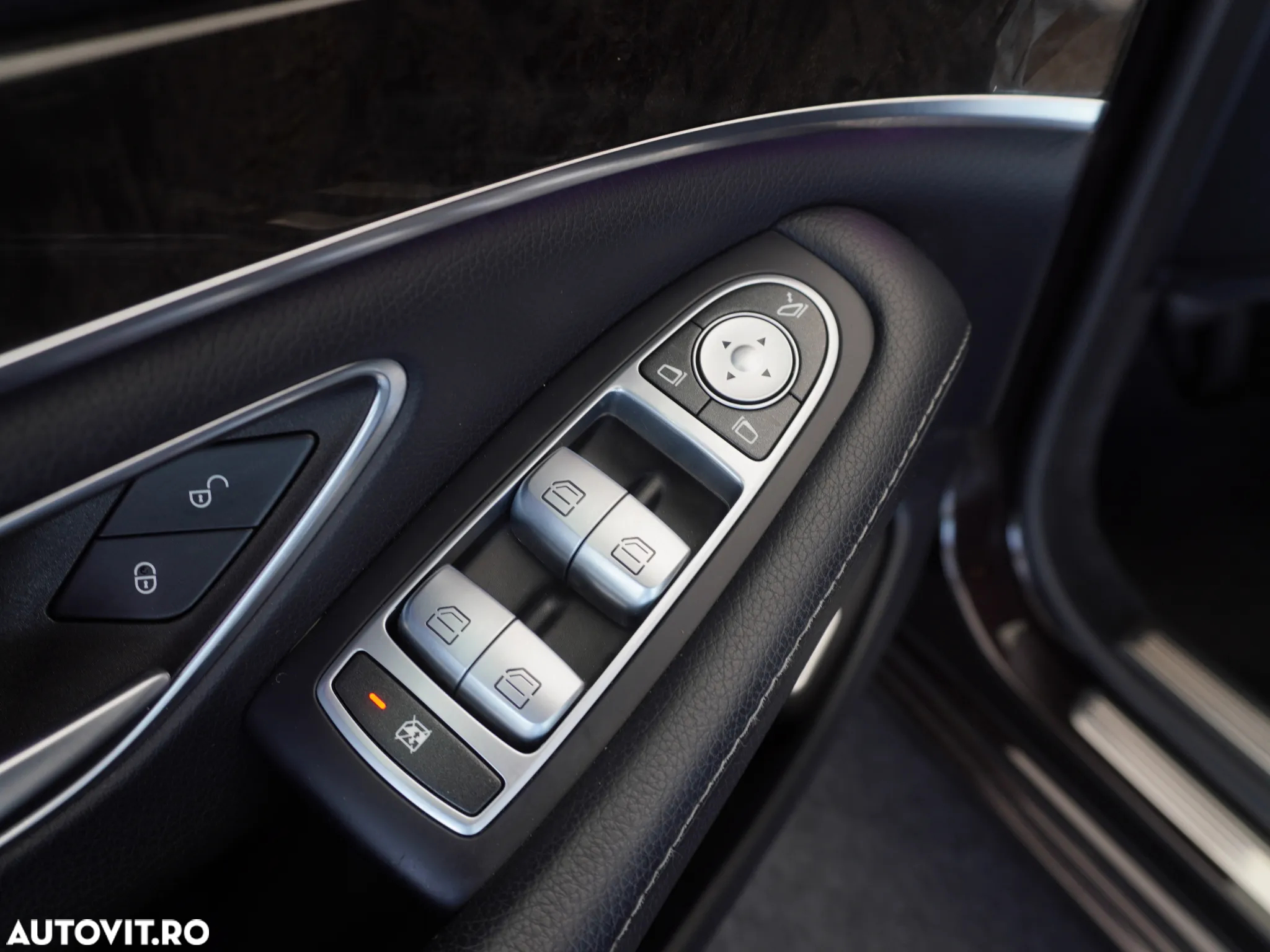 Mercedes-Benz S 350 (BlueTEC) d 4Matic 7G-TRONIC - 17