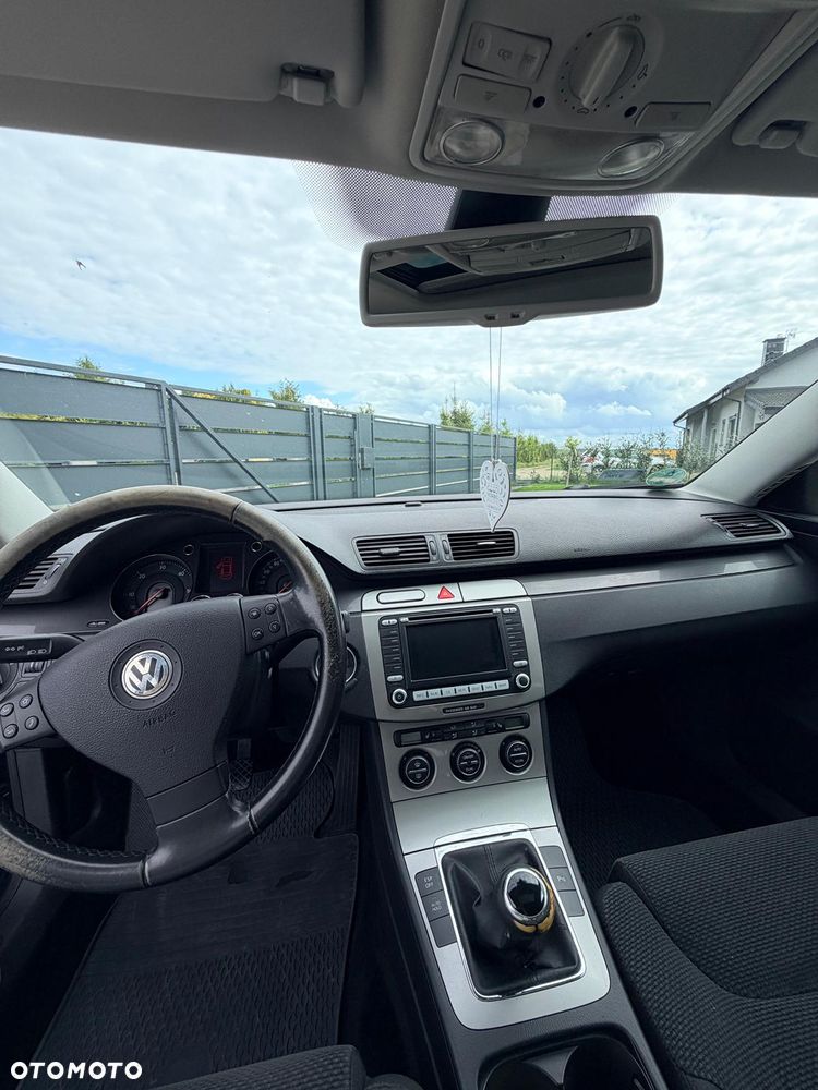 Volkswagen Passat 2.0 TDI DPF Highline - 3