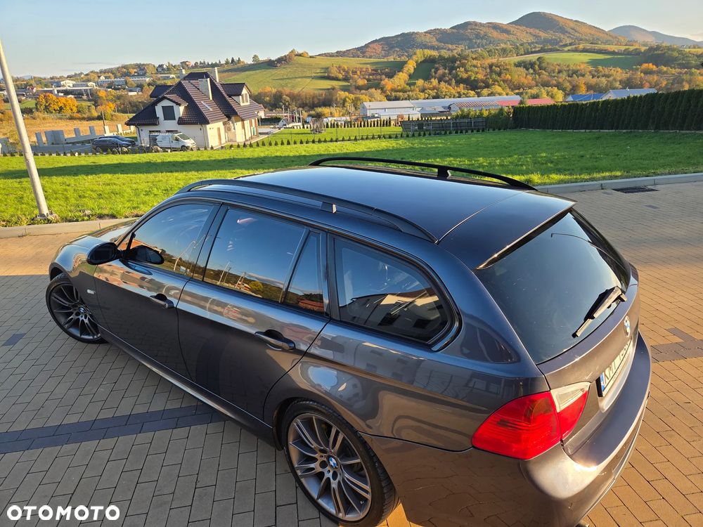 BMW Seria 3 325i - 27