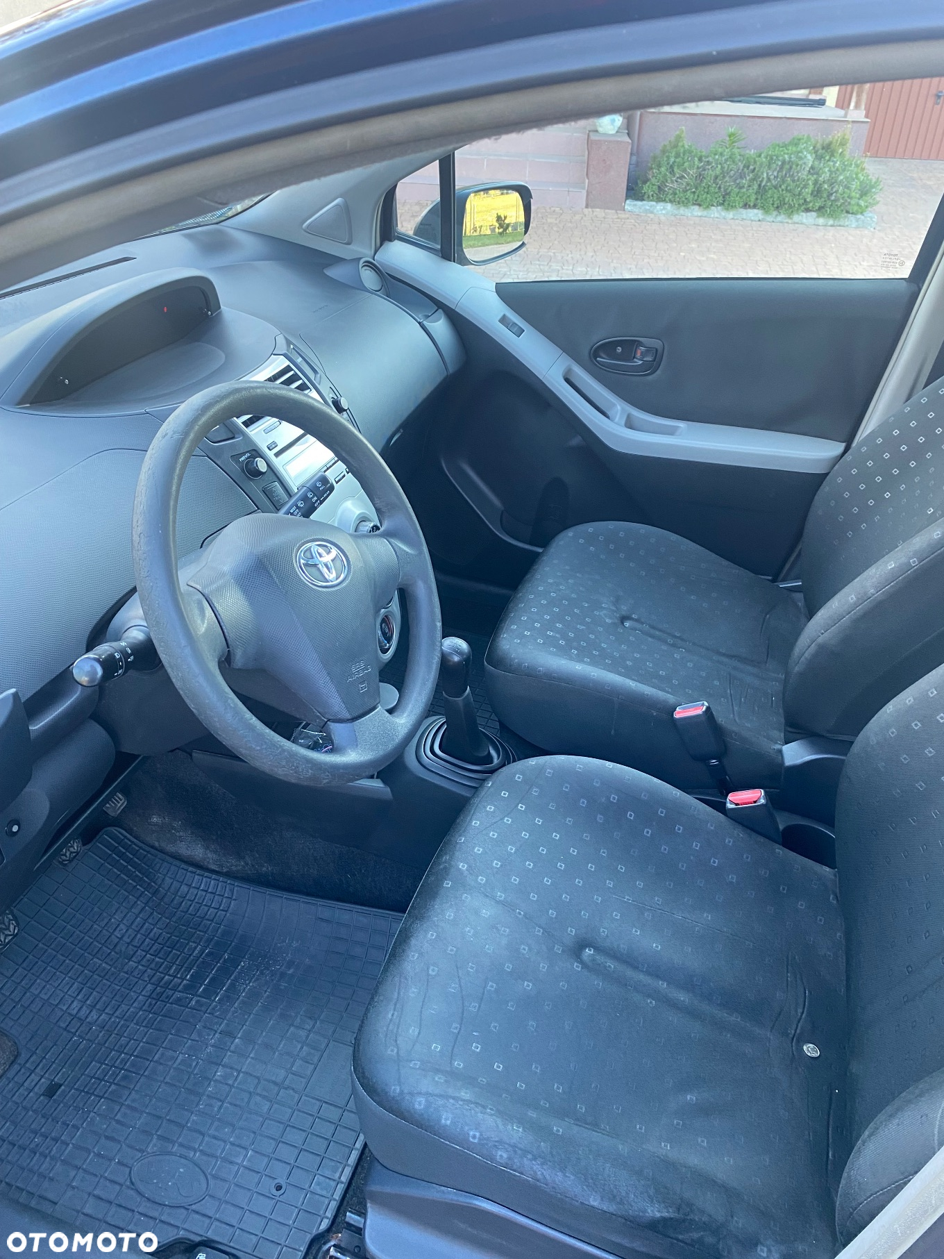 Toyota Yaris 1.0 Luna - 7
