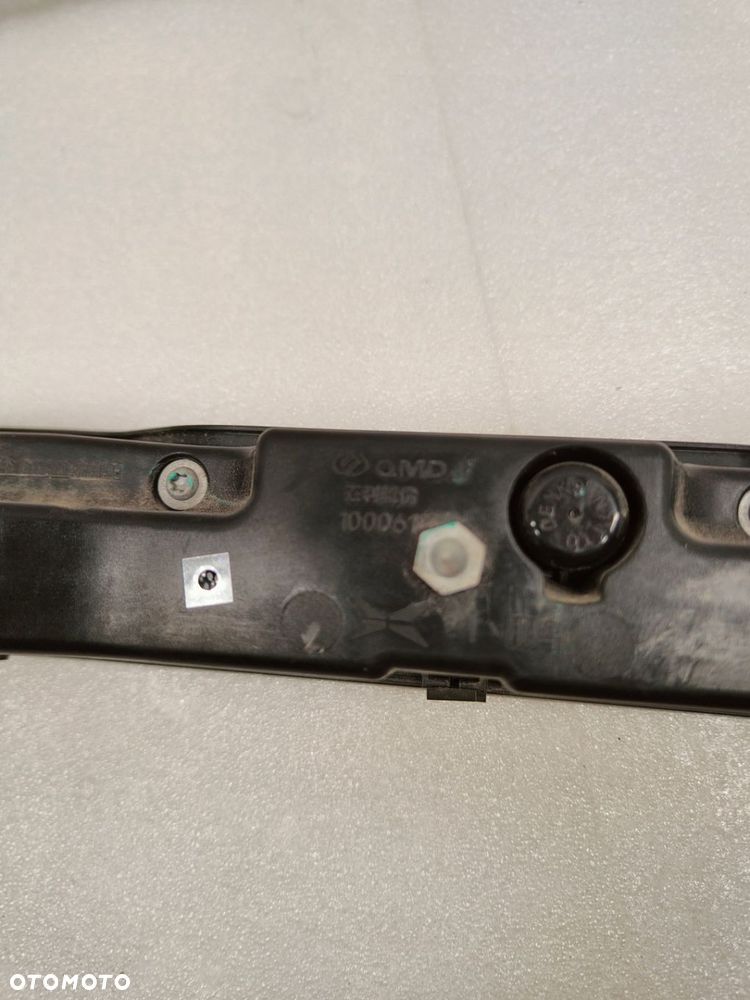 XPENG P7 BLENDA TYŁ 7305005ED1 - 6