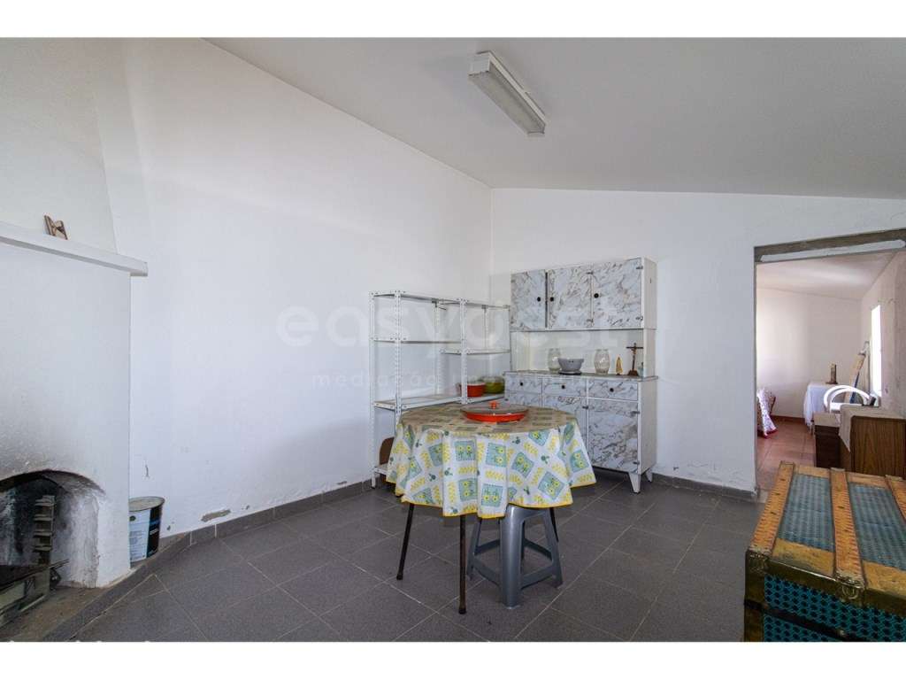 Moradia tradicional com 2 quartos e pátio - Pereiro, Alcoutim - Grande imagem: 5/52