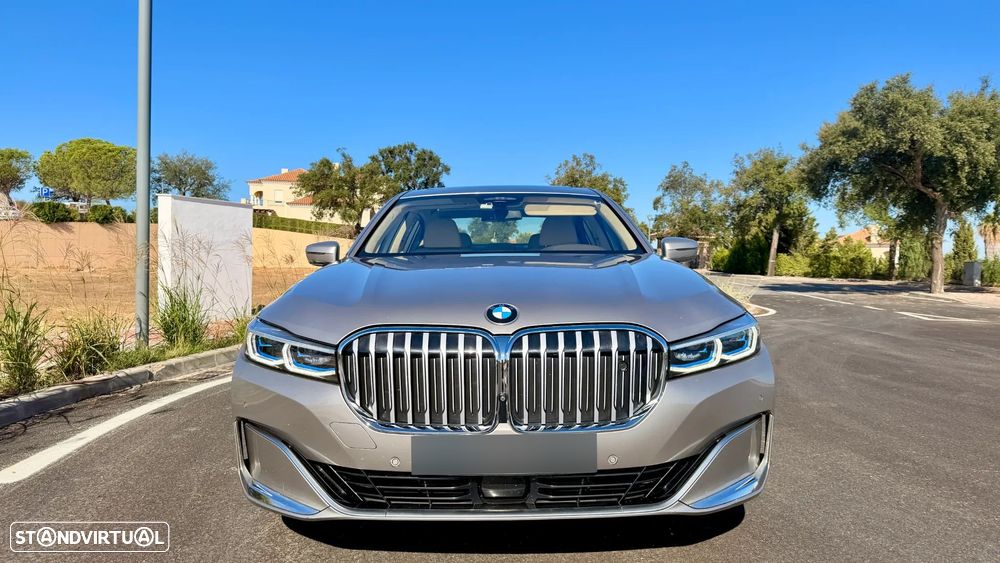 BMW 730 — photo 2
