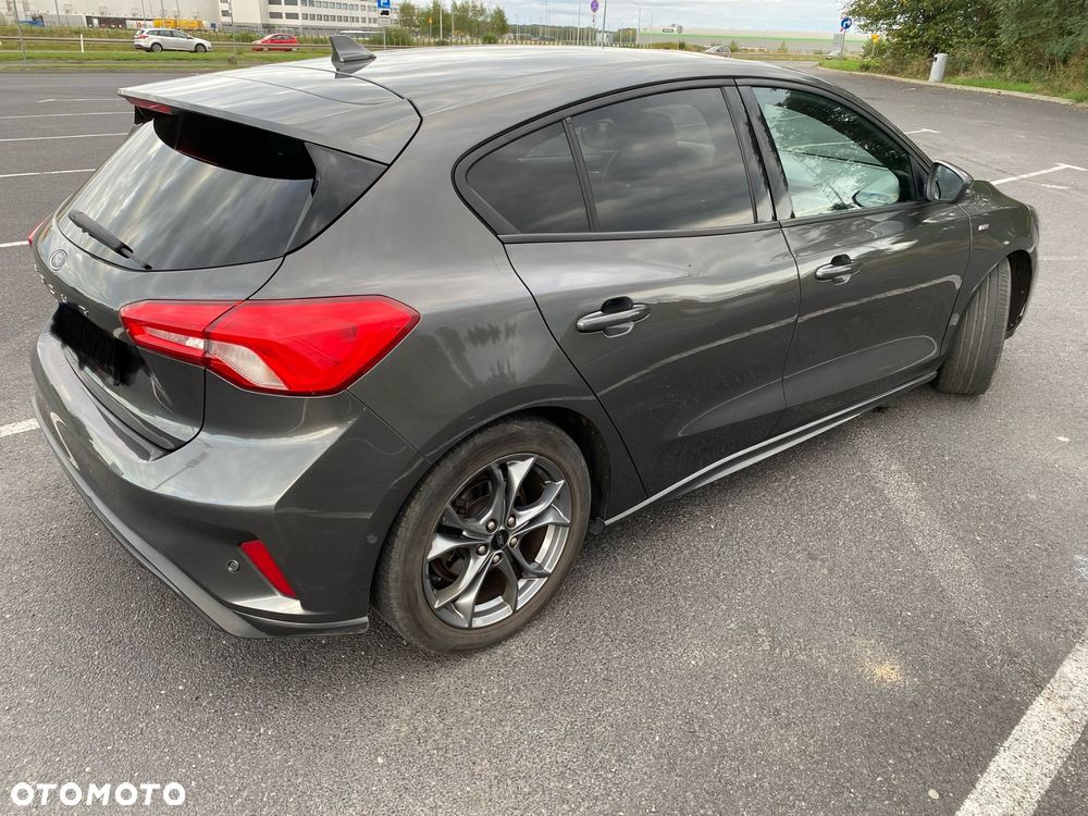 Ford Focus - 4