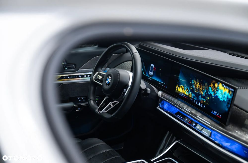 BMW Seria 7 740d xDrive sport - 30