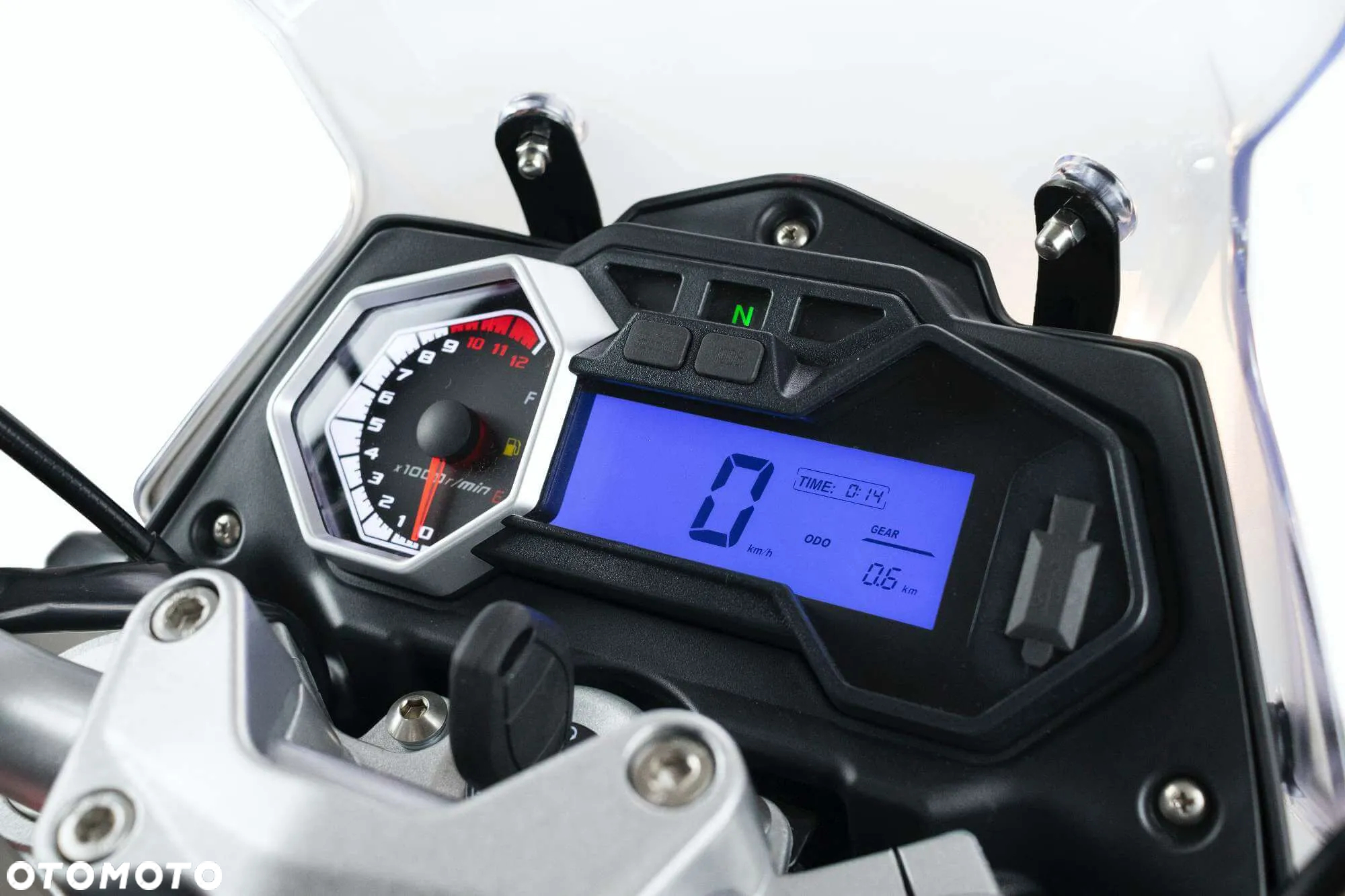 Junak RX One - 15