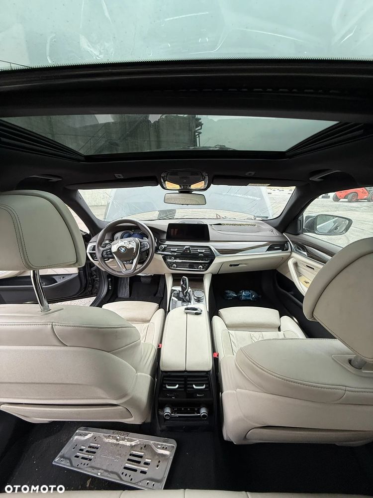 BMW Seria 5 - 13