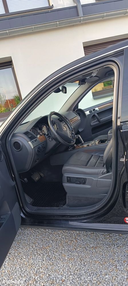 Volkswagen Touareg - 13