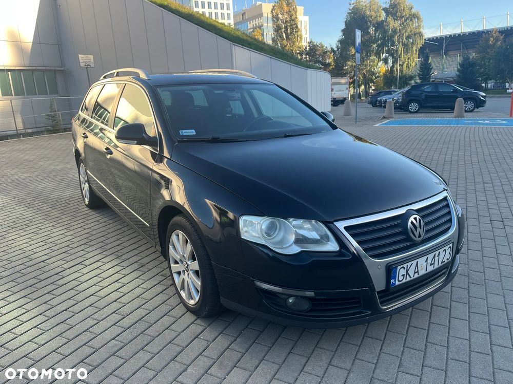Volkswagen Passat - 2