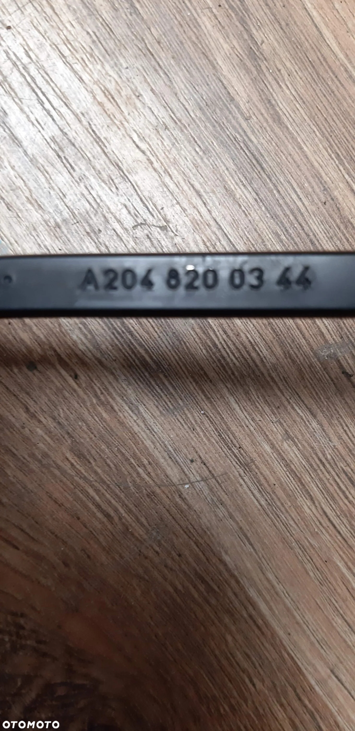 Ramiona wycieraczek komplet A2048200344 A2048200144 Mercedes W204 C63 Sedan 2009r. 6.3 AMG - 4