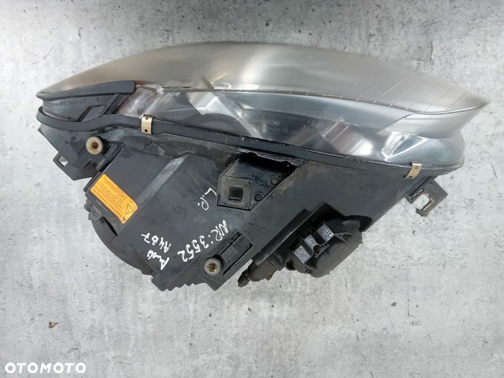 LAMPA PRZÓD LEWA XENON AUDI A4 B7 - 6