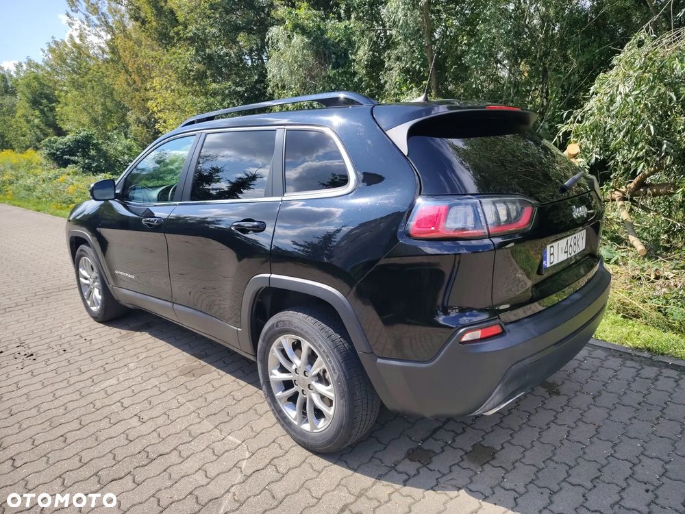 Jeep Cherokee - 2
