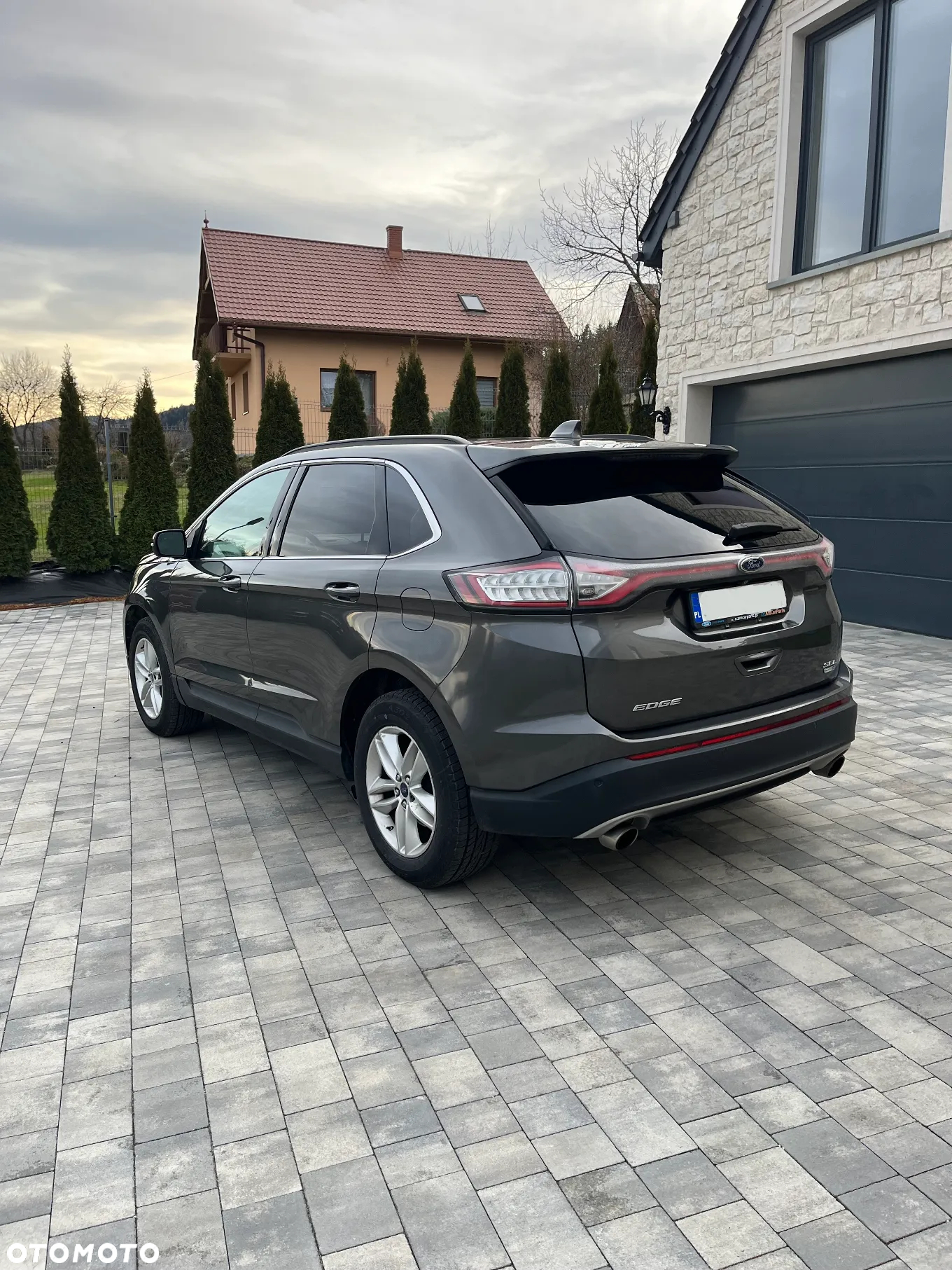 Ford Edge - 3