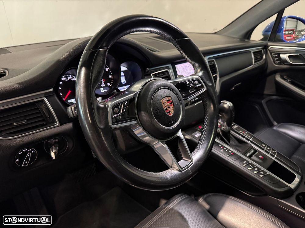 Porsche Macan - 52