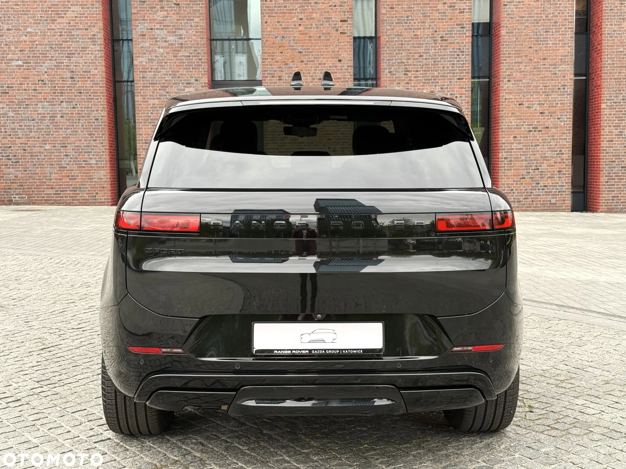 Land Rover Range Rover Sport D350 Autobiography - 13