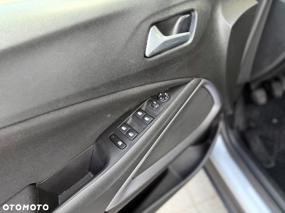 Opel Crossland X - 23