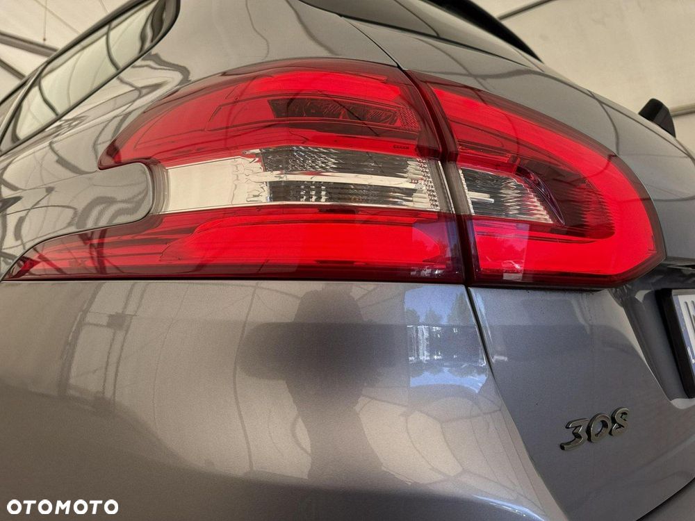 Peugeot 308 - 30