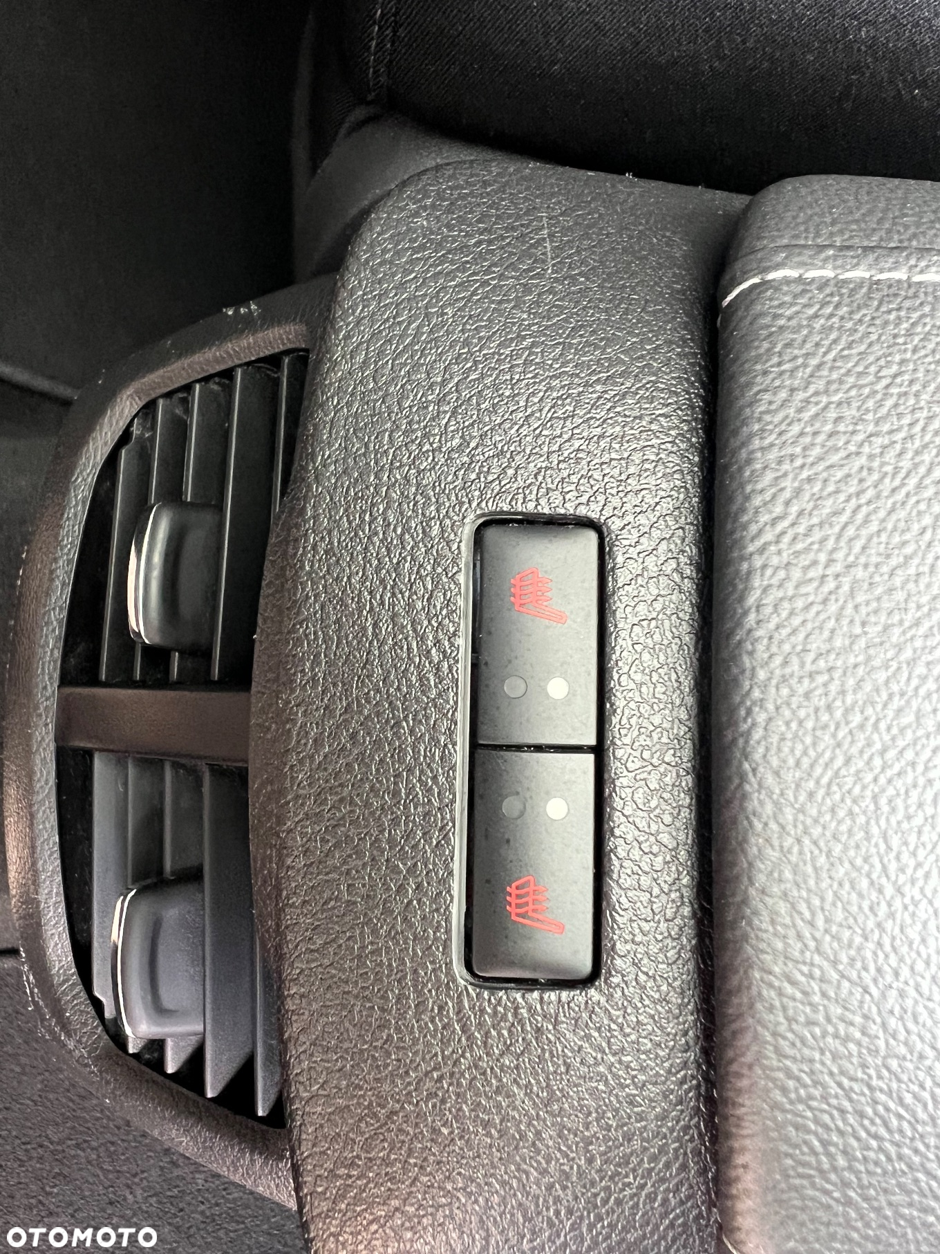Ford Mondeo Turnier 2.0 TDCi Start-Stopp PowerShift-Aut Titanium - 32
