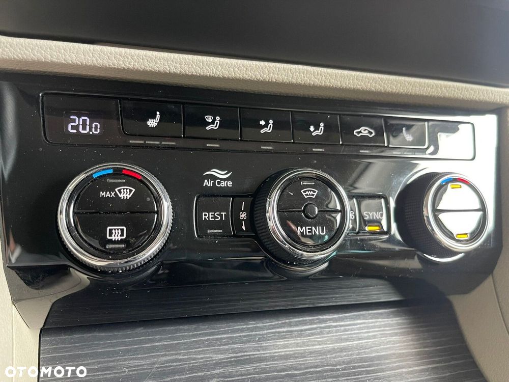 Skoda Superb 2.0 TSI 4x4 Style DSG - 23
