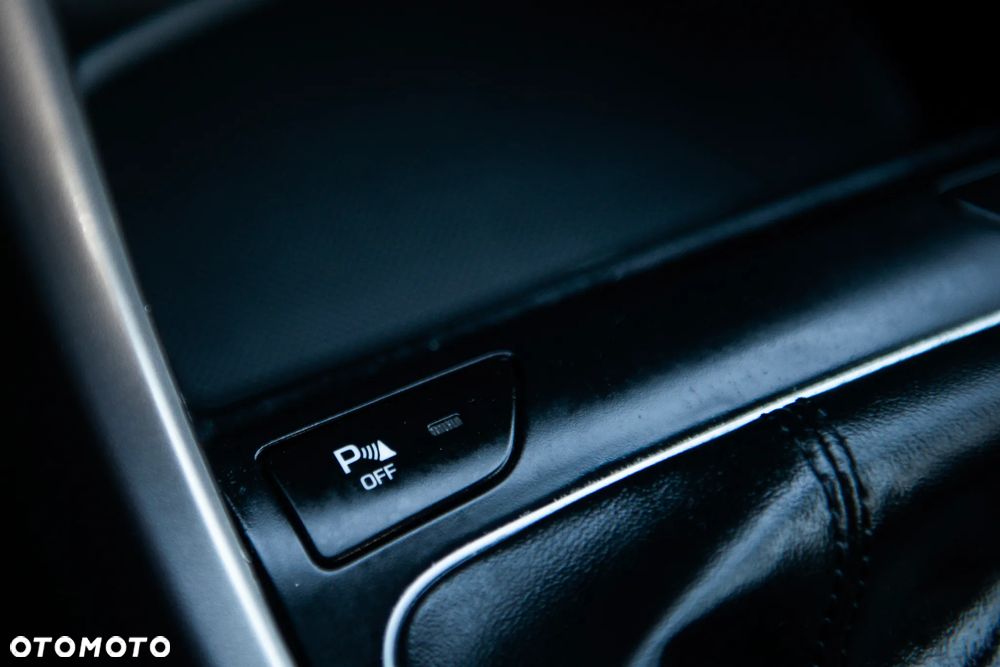 Hyundai i30 1.6 GDI Premium - 25