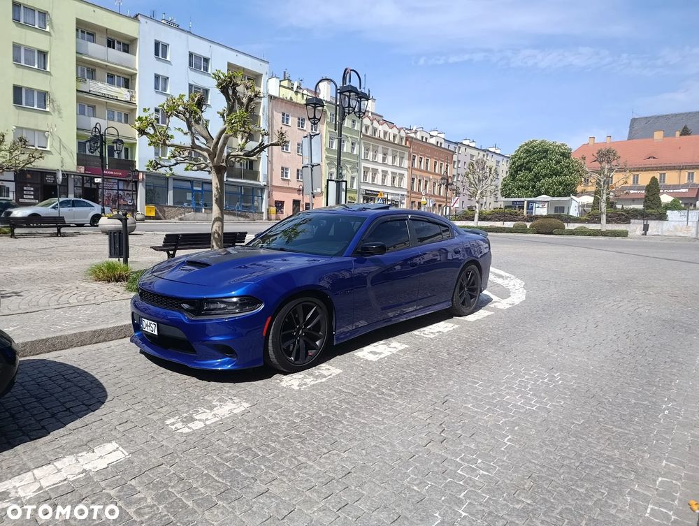 Dodge Charger 5.7 R/T - 1