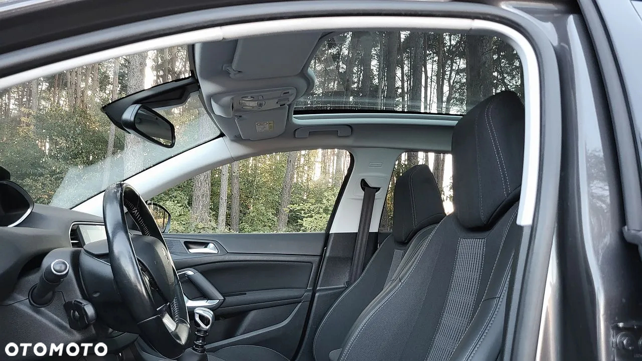 Peugeot 308 1.5 BlueHDi Allure S&S - 18