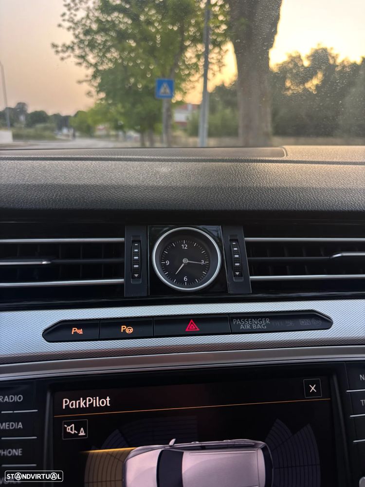 VW Passat Variant 2.0 TDI Confortline - 30