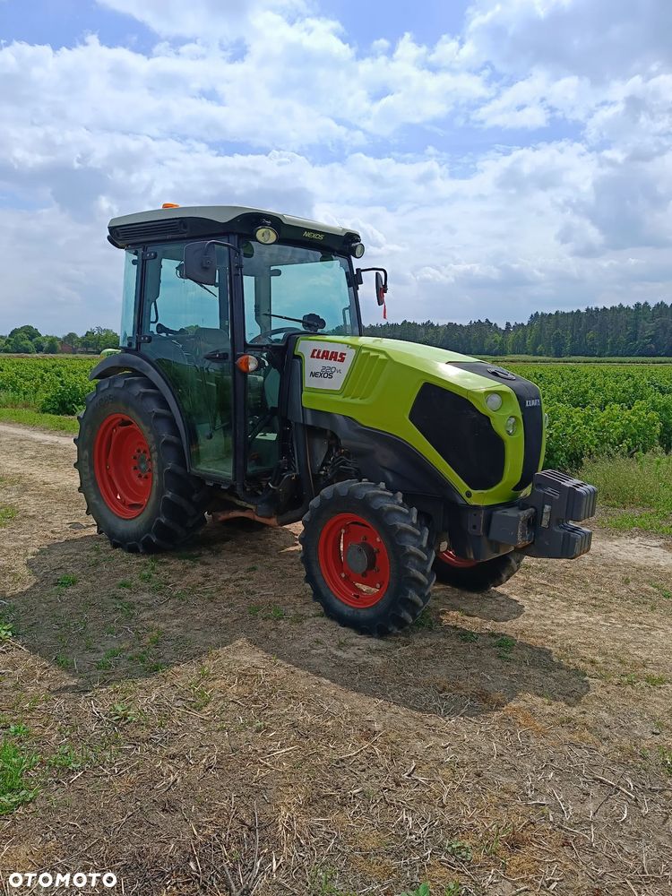 Claas Nexos - 1