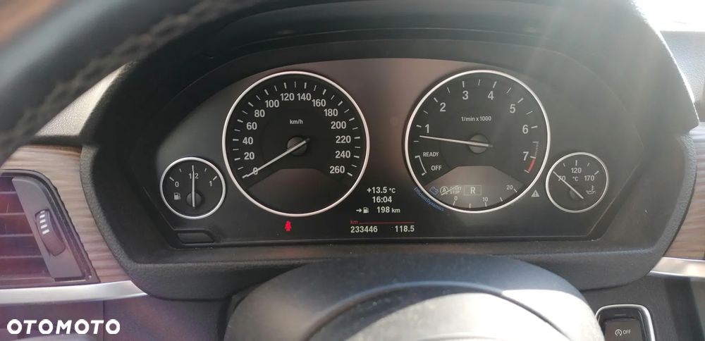 BMW Seria 3 335i xDrive Modern Line - 11