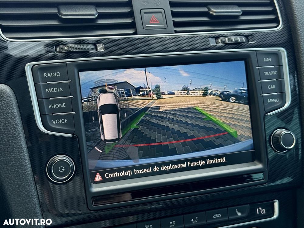 Volkswagen Golf - 19