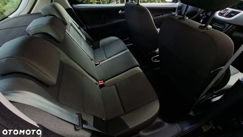 Peugeot 207 1.4 16V Sporty - 15